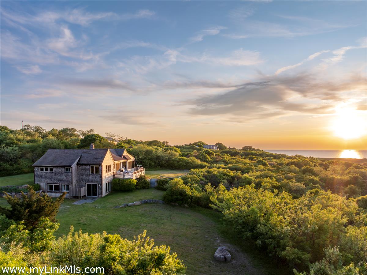 370 Lighthouse Road Aquinnah, MA 02535 - Photo 4 of 56