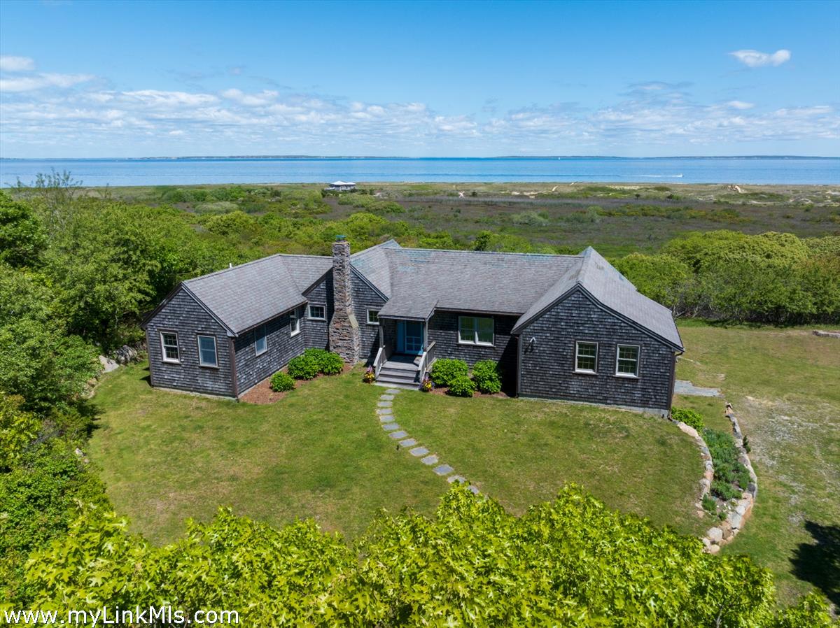 370 Lighthouse Road Aquinnah, MA 02535 - Photo 5 of 56