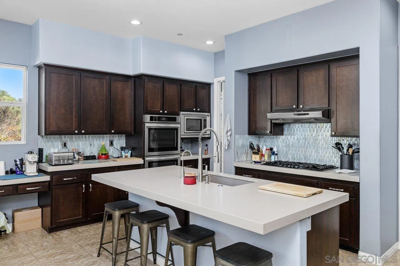 26025 Jack Rabbit Acres Escondido, CA 92026 - Photo 12 of 22