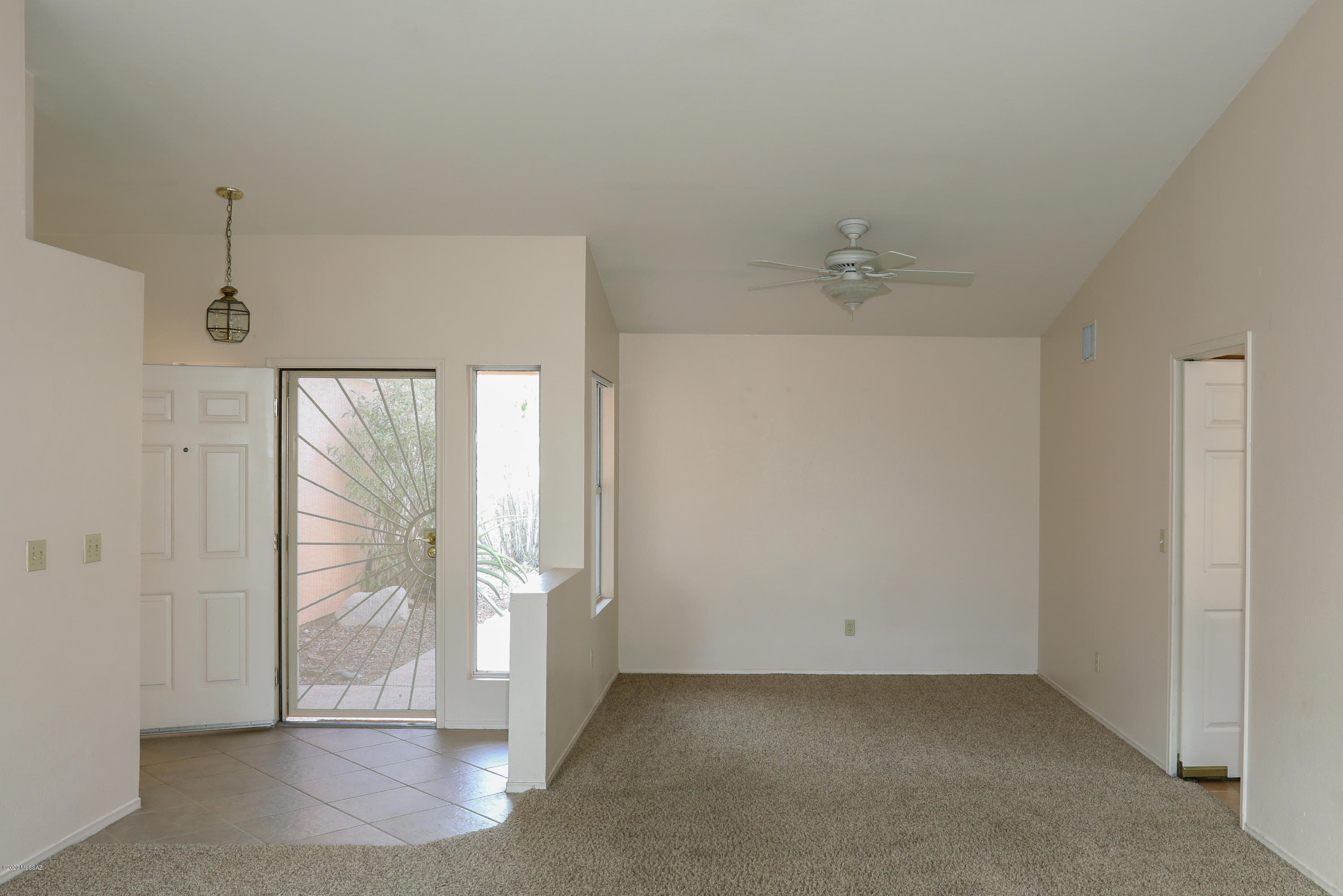 3581 West Thundercloud Loop Tucson, AZ 85742 - Photo 3 of 32