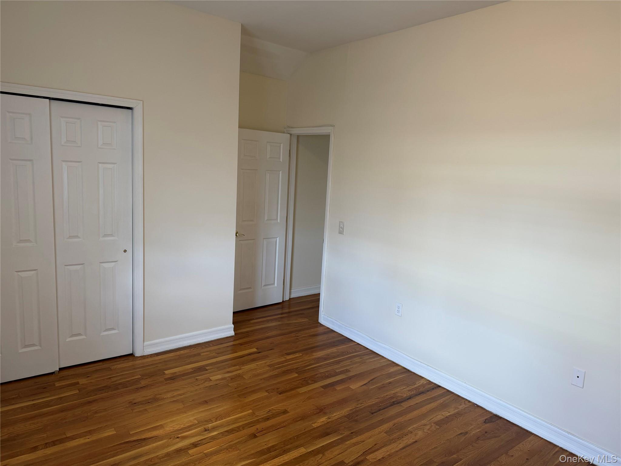 79-31 67th Road Queens, NY 11379 - Photo 5 of 9