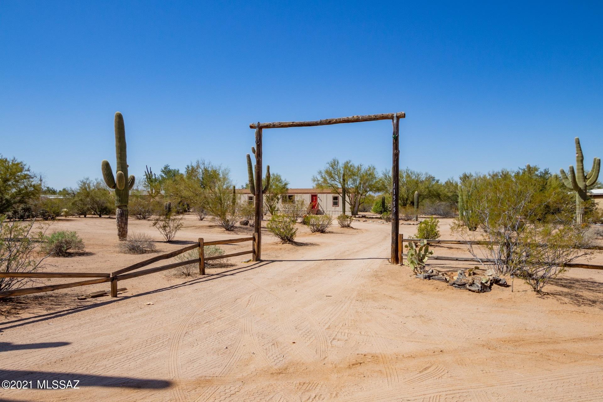 11515 West Mars Road Tucson, AZ 85743 - Photo 3 of 26 Gallery Image 3