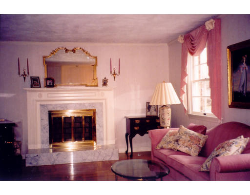 15 Rodgers Road Stoneham, MA 02180 - Photo 3 of 3 Gallery Image 3