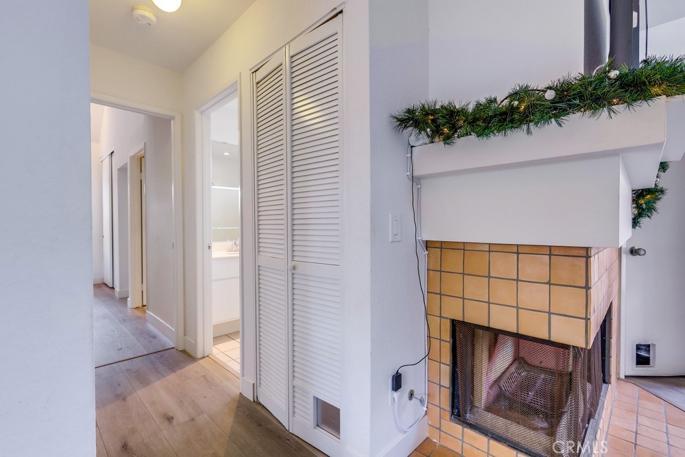 87 Grenada Street, Unit 174 Laguna Niguel, CA 92677 - Photo 7 of 17 a view of a livingroom with a potted plant