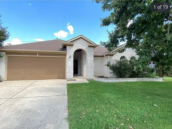 $2,150 | 1413 Haley Gray Drive, Pflugerville, TX 78660