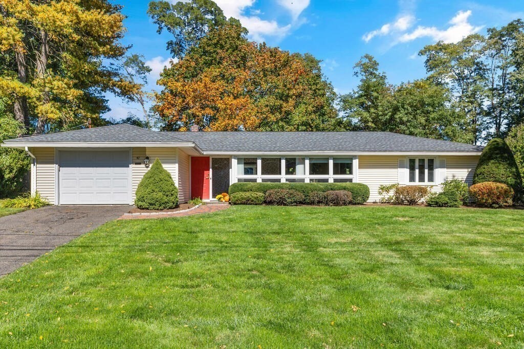 42 Cynthia Road Framingham, MA 01701 - Photo 1 of 31 Gallery Image 1