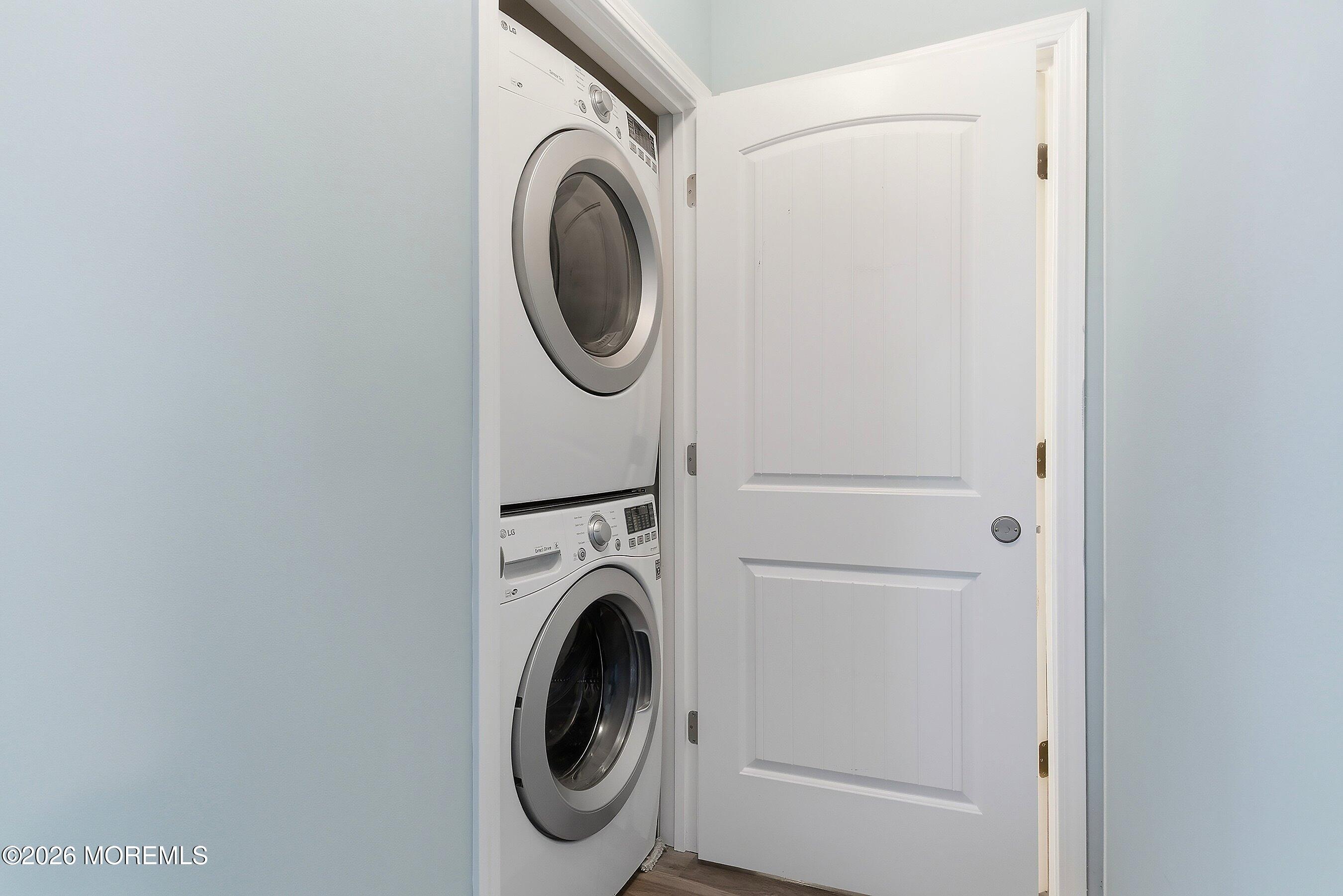 632 Drum Point Road Brick, NJ 08723 - Photo 27 of 42 25-Laundry