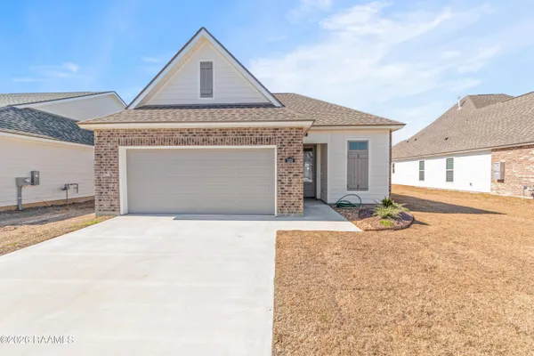 $252,900 | 109 Lilian Lane, Maurice, LA 70555