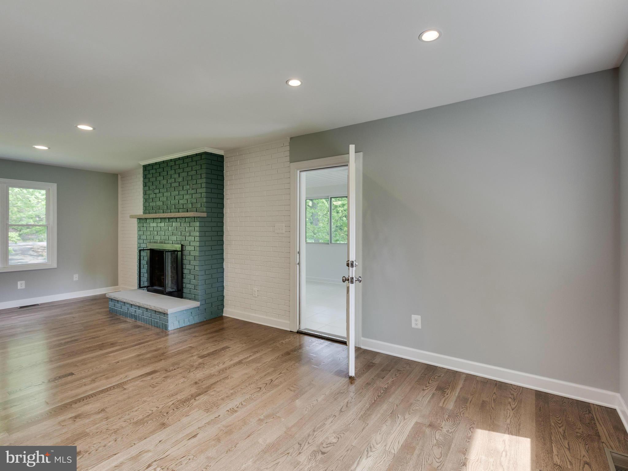 308 Manning Road East Accokeek, MD 20607 - Photo 12 of 30 Dining Room