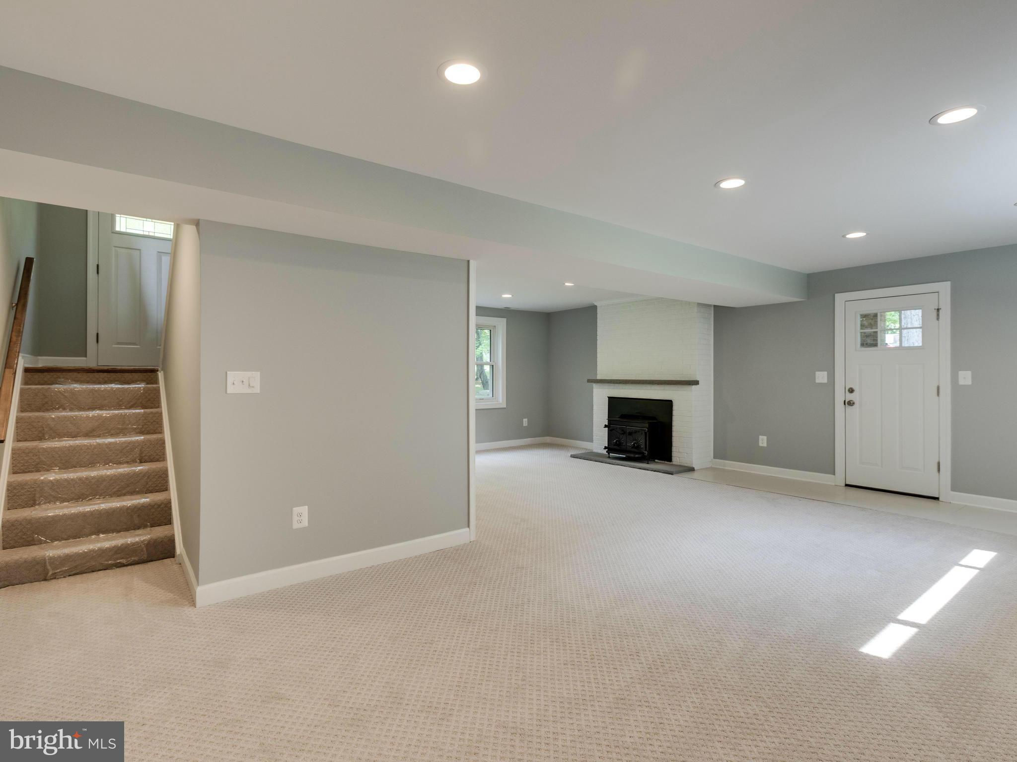308 Manning Road East Accokeek, MD 20607 - Photo 19 of 30 Family Room