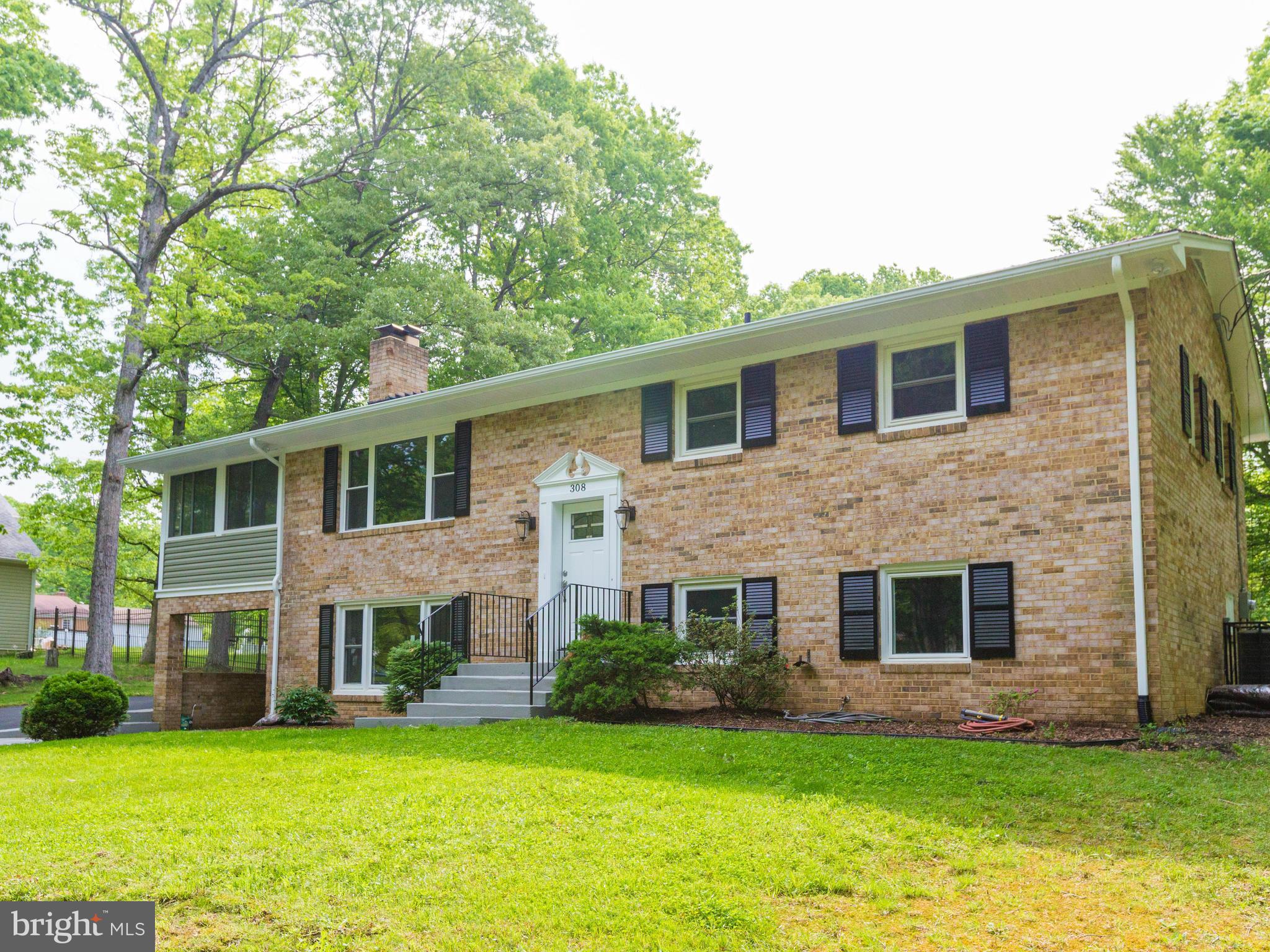 308 Manning Road East Accokeek, MD 20607 - Photo 3 of 30 Exterior (General)
