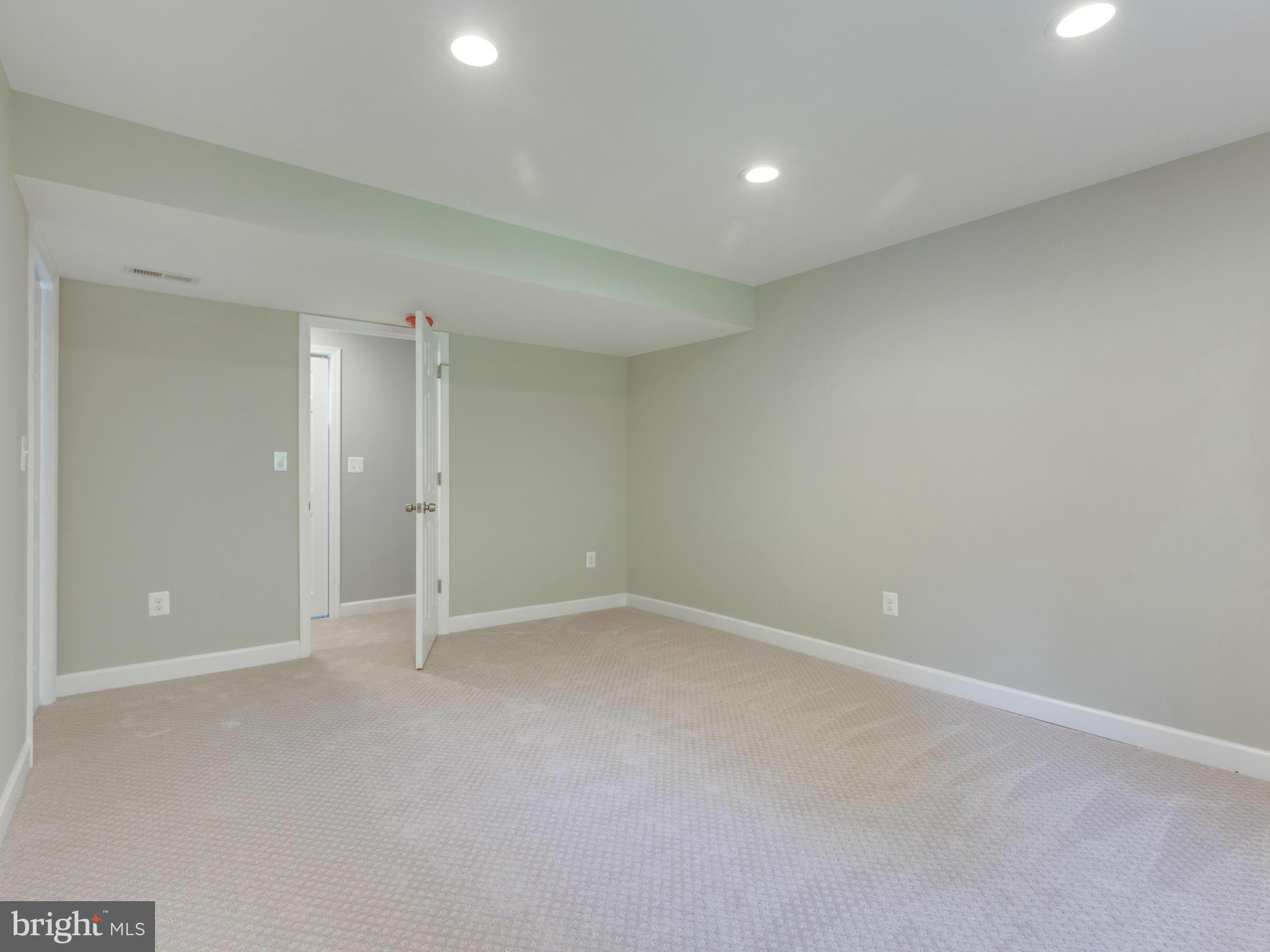 308 Manning Road East Accokeek, MD 20607 - Photo 22 of 30 Bedroom (Master)