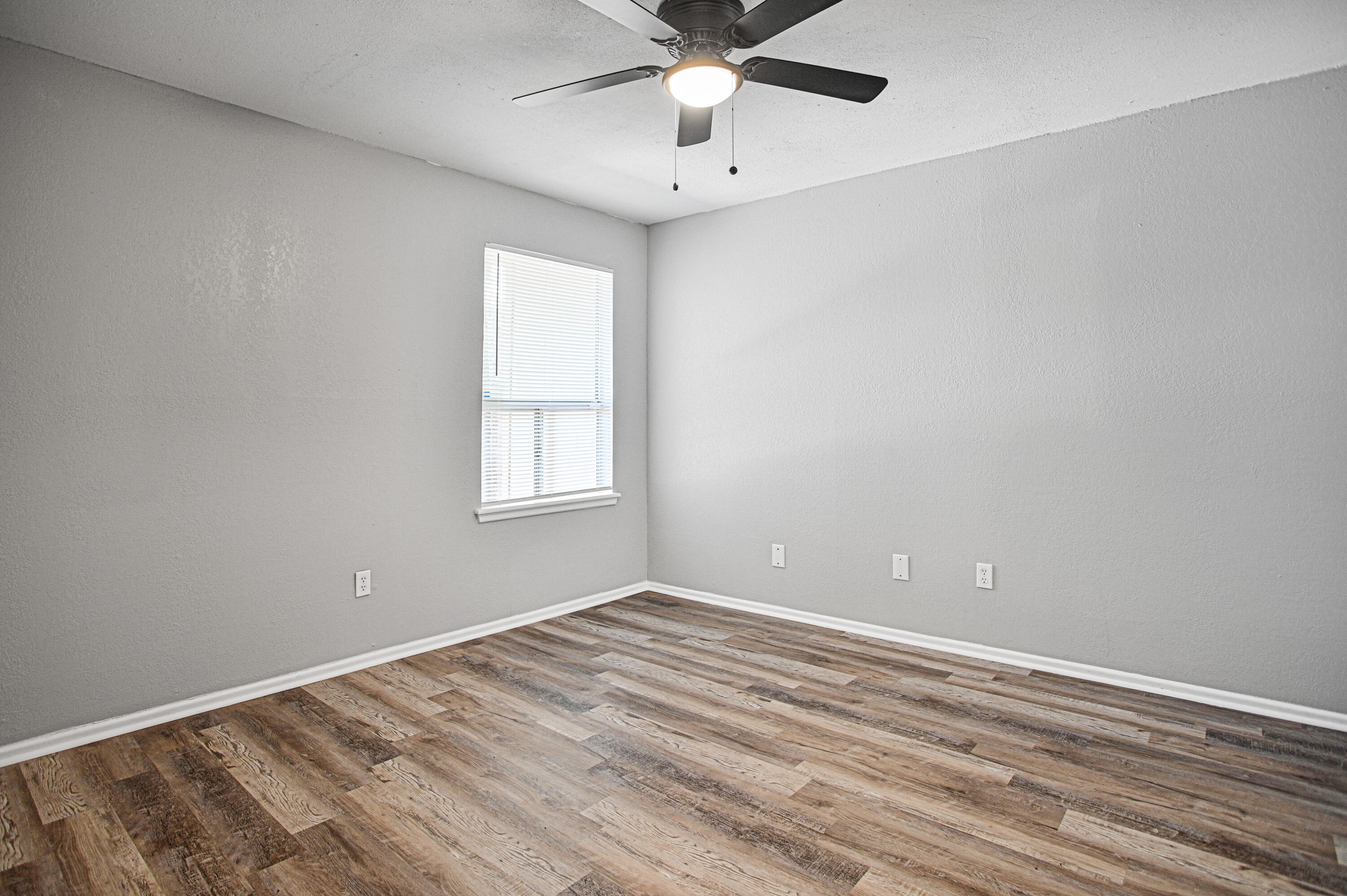 5019 27th Street Lubbock, TX 79407 - Photo 28 of 40 DSC_3603