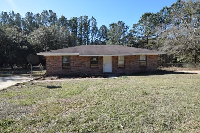 2784 Meredith Road Ponce de Leon, FL 32455 - Photo 16 of 17 Front Exterior