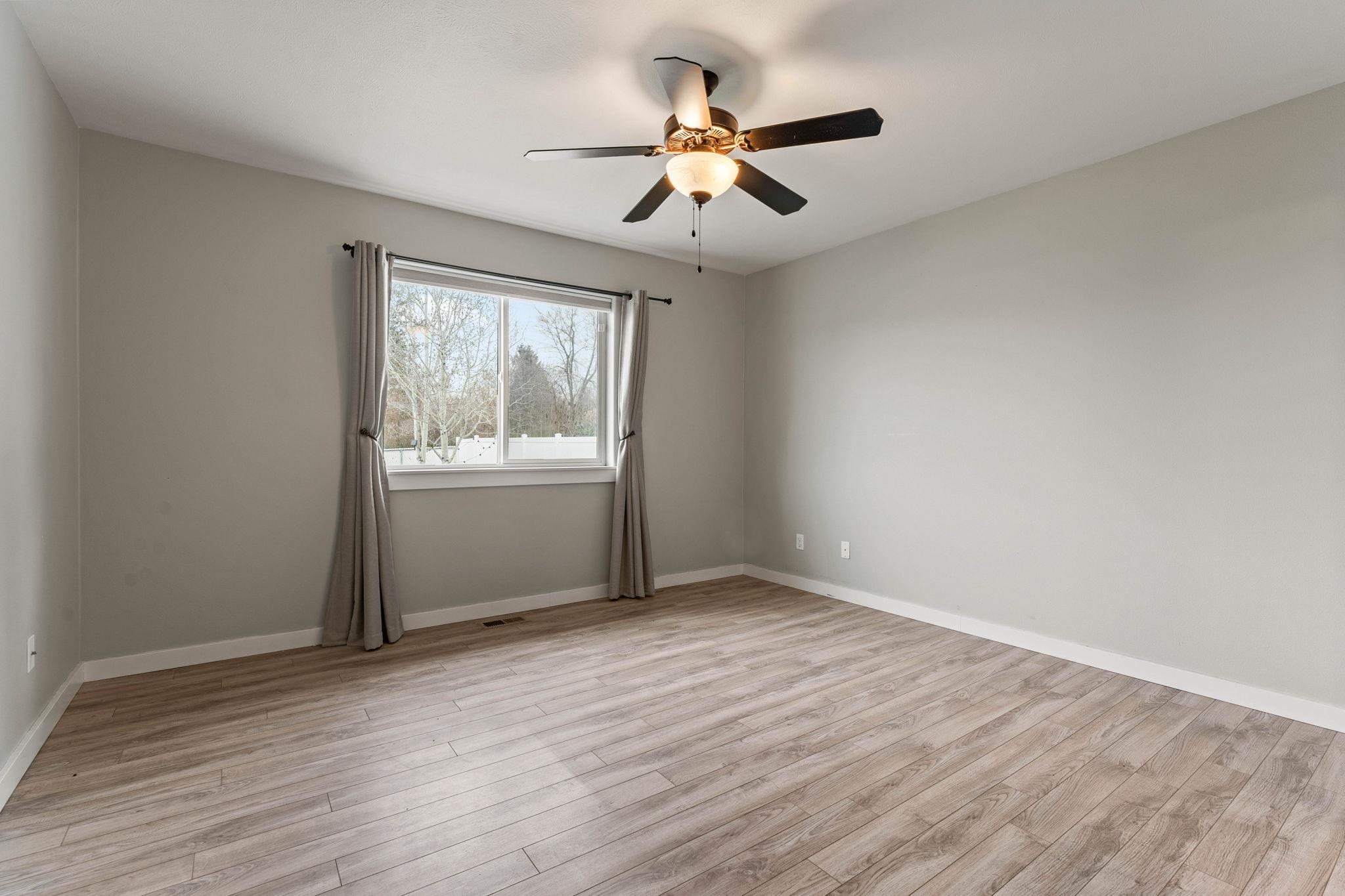 1021 South Mamer Road Spokane Valley, WA 99216 - Photo 13 of 39