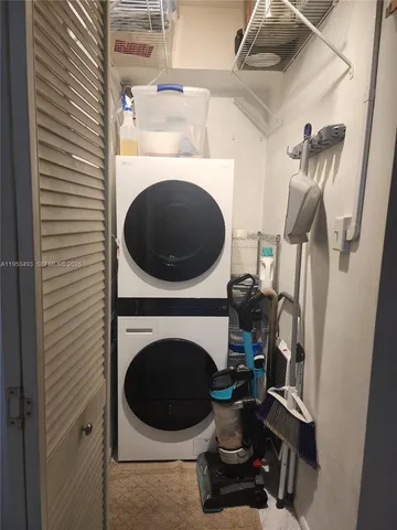 $2,100 | 100 Southeast 6th Avenue, Unit 107, Pompano Beach, FL 33060