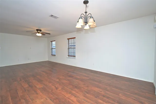 $2,175 | 941 Newberry Trail, Fort Worth, TX 76120