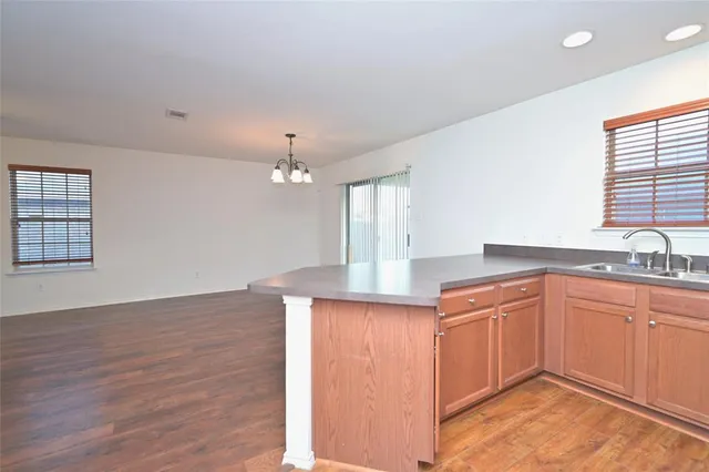 $2,175 | 941 Newberry Trail, Fort Worth, TX 76120