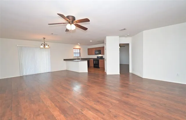 $2,175 | 941 Newberry Trail, Fort Worth, TX 76120