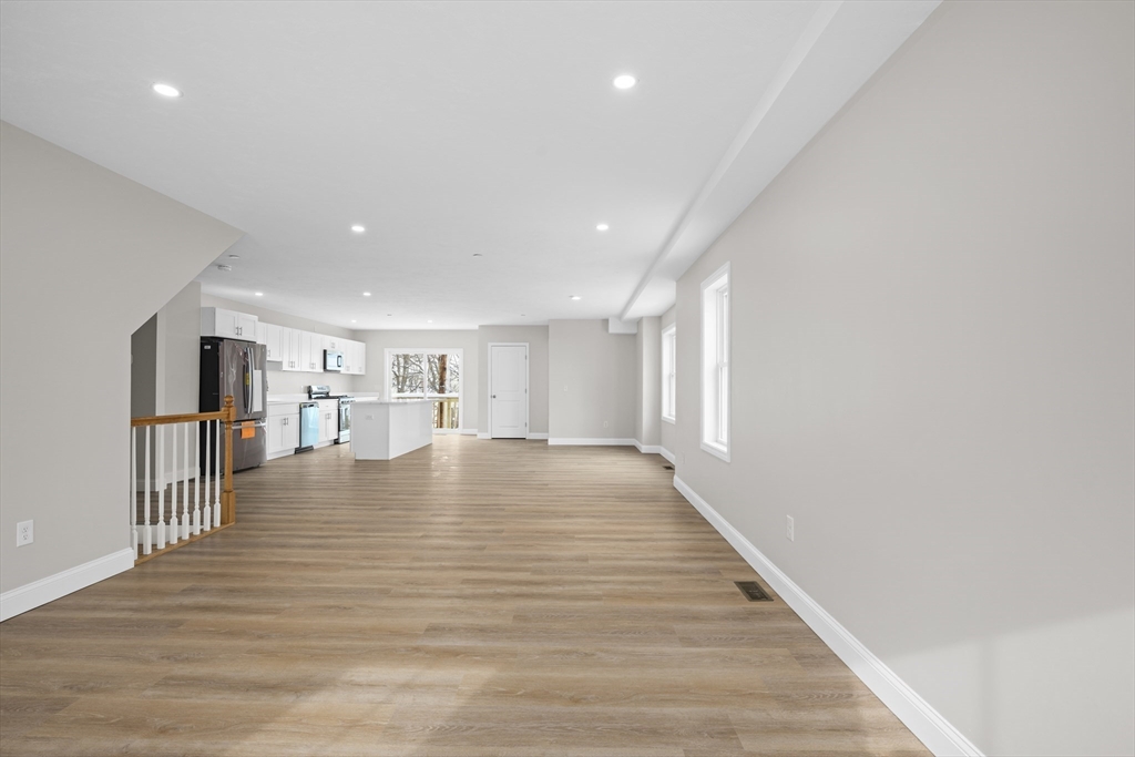 17 C Mott Street Worcester, MA 01604 - Photo 12 of 33