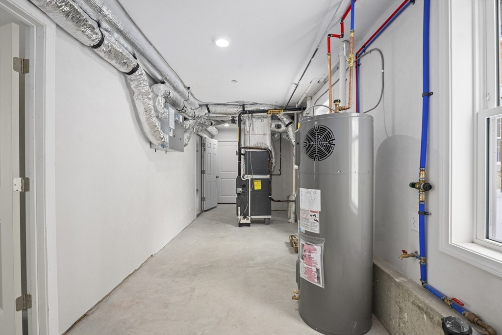 17 C Mott Street Worcester, MA 01604 - Photo 28 of 33