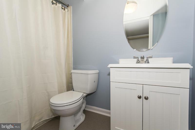 4822 Vicky Road Baltimore, MD 21236 - Photo 21 of 22 Bath