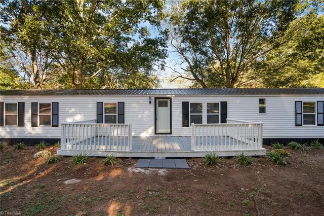 $135,000 | 205 Casa Bella Drive, Advance, NC 27006