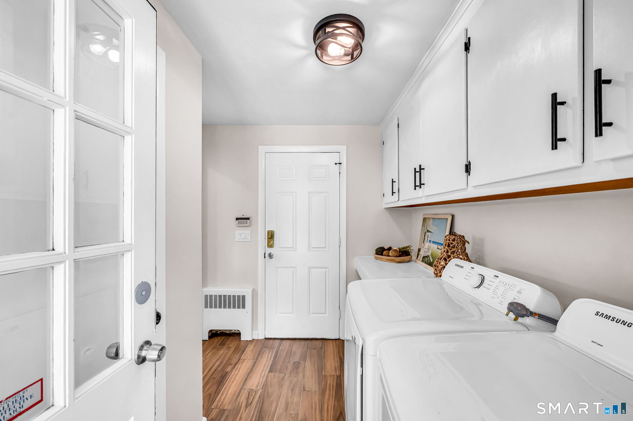 261 Simsbury Road West Hartford, CT 06117 - Photo 17 of 40