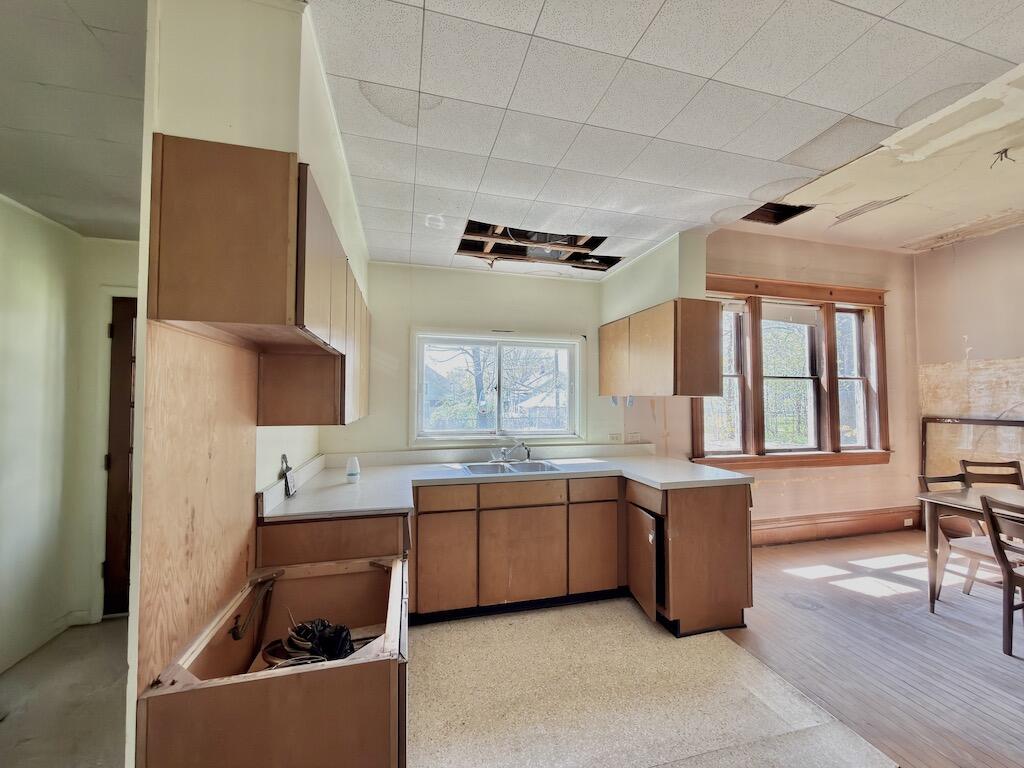 339 2nd Street Manistee, MI 49660 - Photo 24 of 45