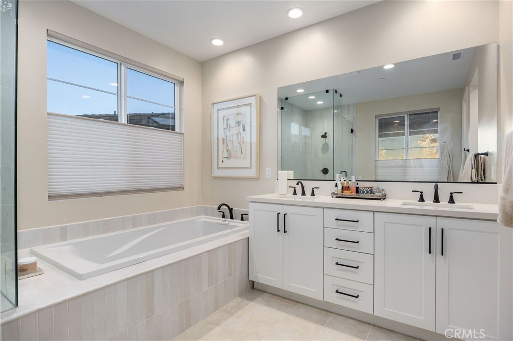 3075 Rue De Latour Vista, CA 92084 - Photo 27 of 69