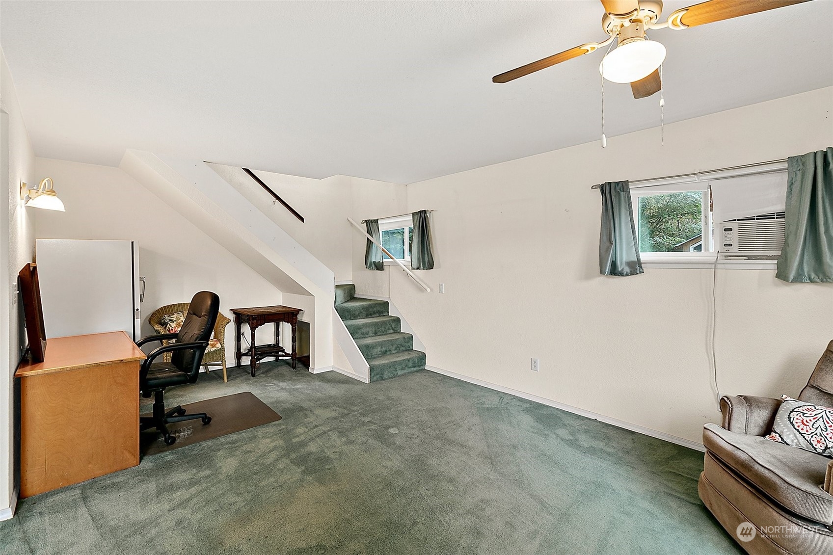 11529 Olalla Valley Road Southeast Olalla, WA 98359 - Photo 8 of 24 Gallery Image 8