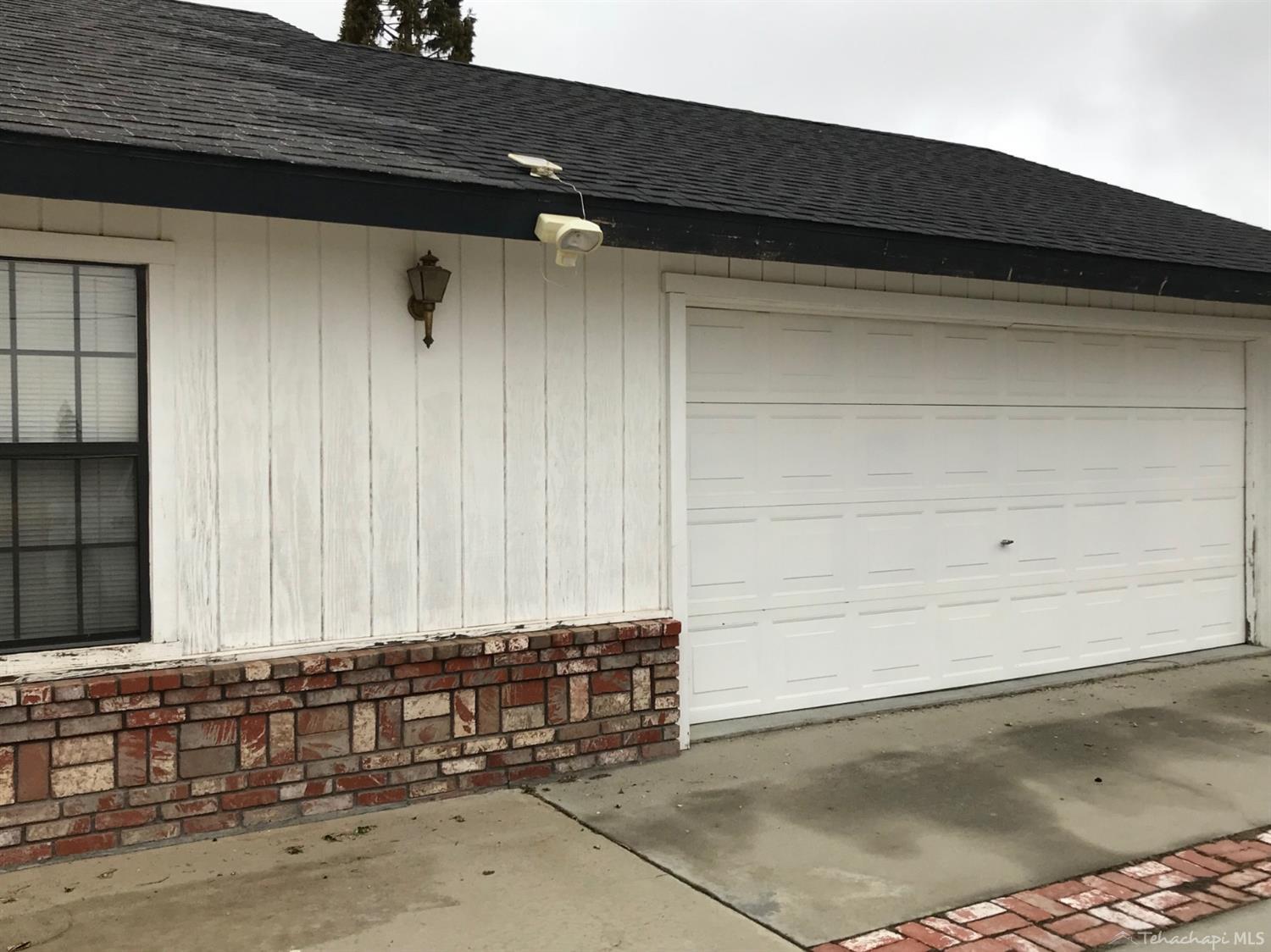 22709 Mariposa Road Tehachapi, CA 93561 - Photo 12 of 20 Gallery Image 12
