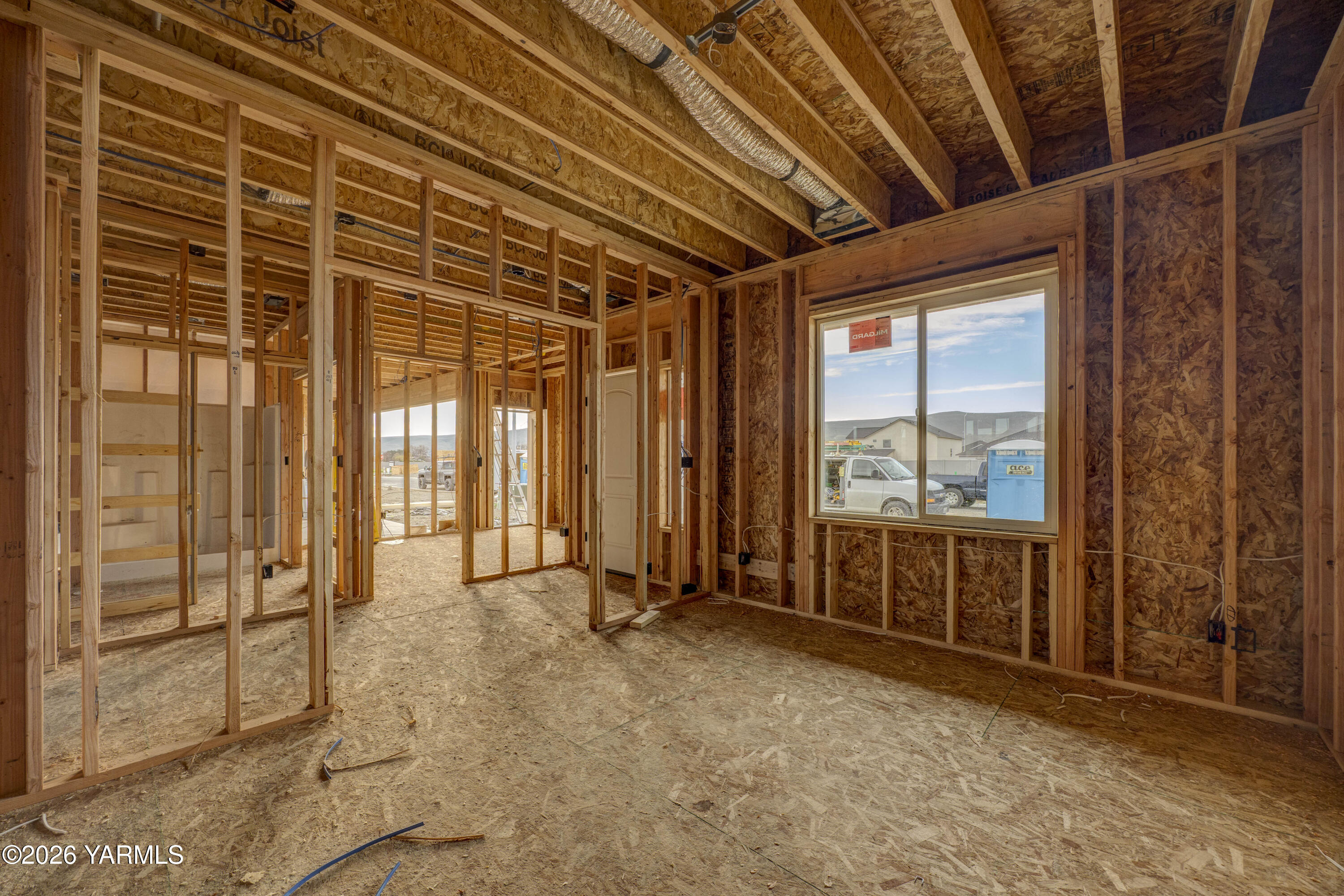 215 Packer Street Prosser, WA 99350 - Photo 7 of 38 a view of an empty room