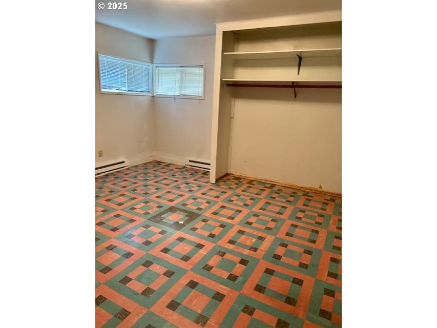 47587 Wawane Lane Pendleton, OR 97801 - Photo 18 of 31 Bedroom