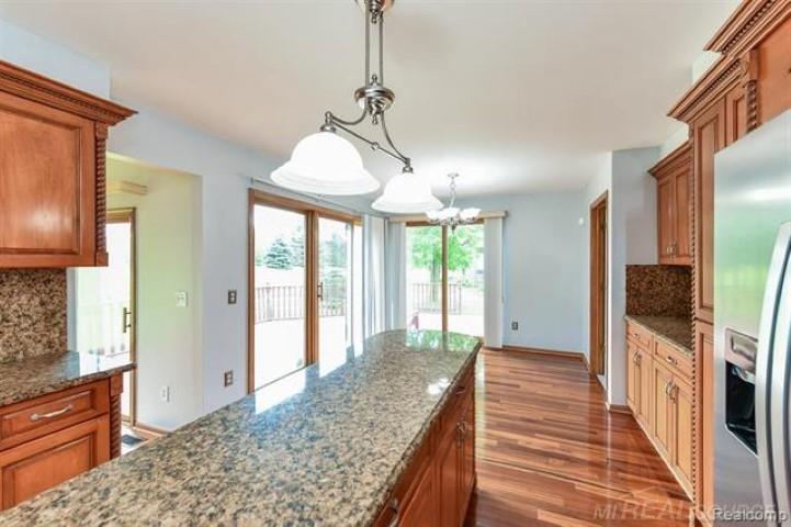 46564 Mornington Road Canton, MI 48188 - Photo 16 of 35