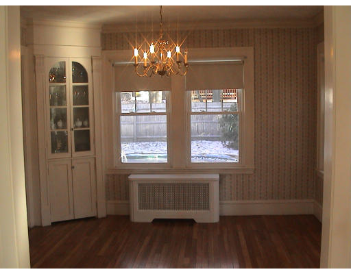 30 Sargent Road Winchester, MA 01890 - Photo 4 of 8