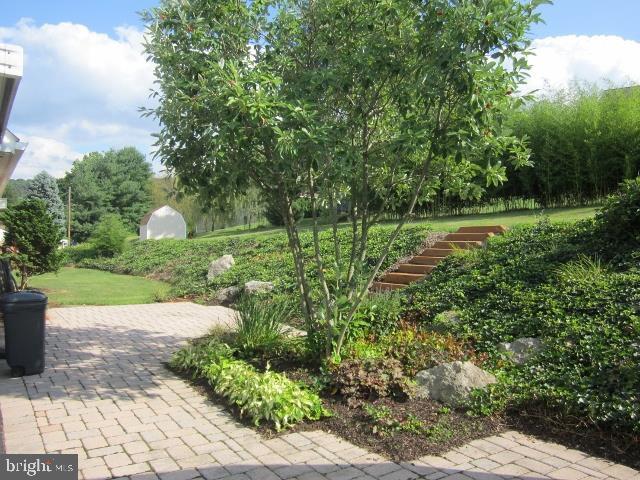 730 Hammond Road York, PA 17406 - Photo 8 of 36 Gallery Image 8