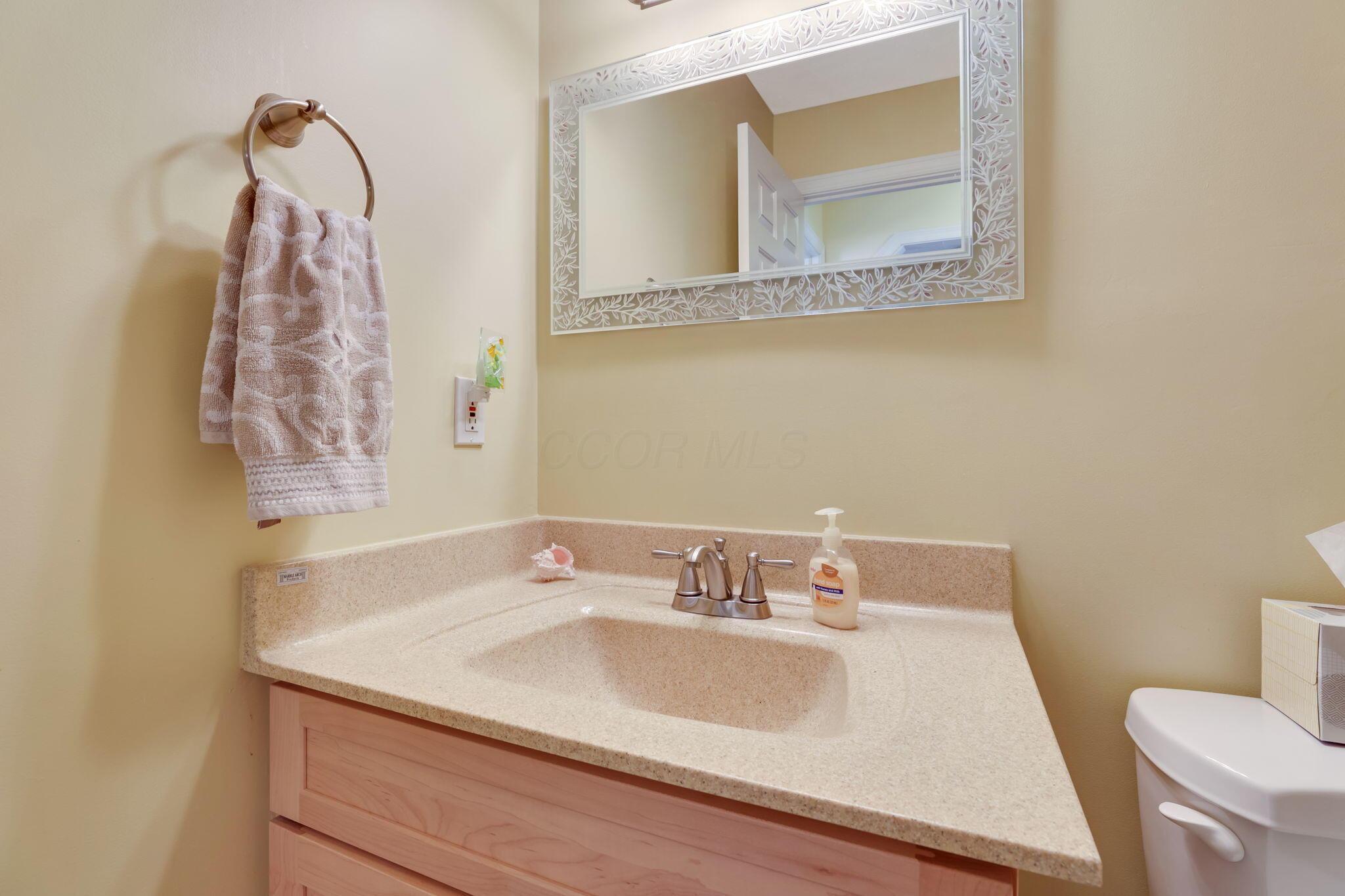 4609 Refugee Road Baltimore, OH 43105 - Photo 46 of 94 Half Bath