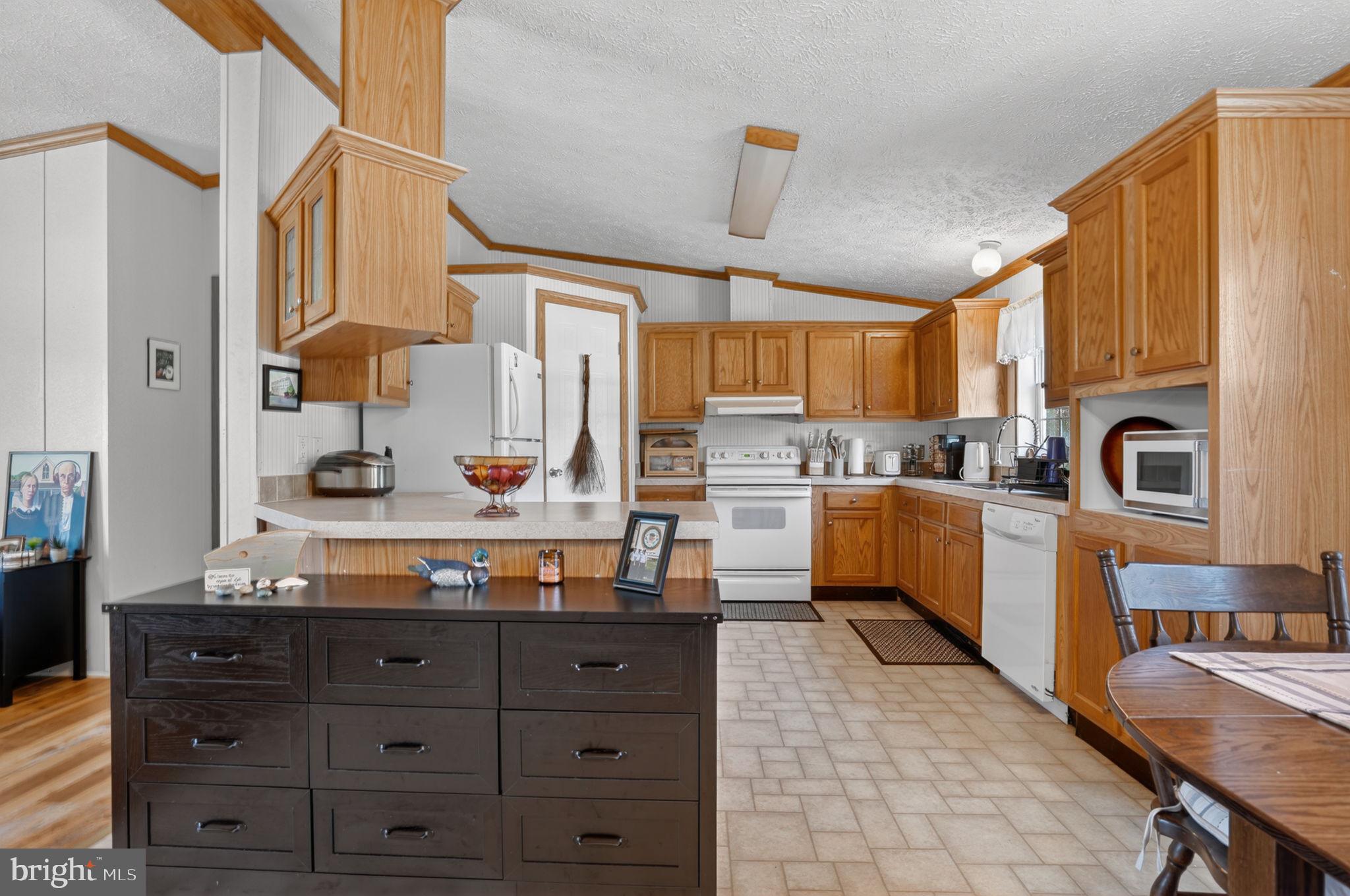 8024 Hickman Farm Road Wallops Island, VA 23337 - Photo 11 of 34