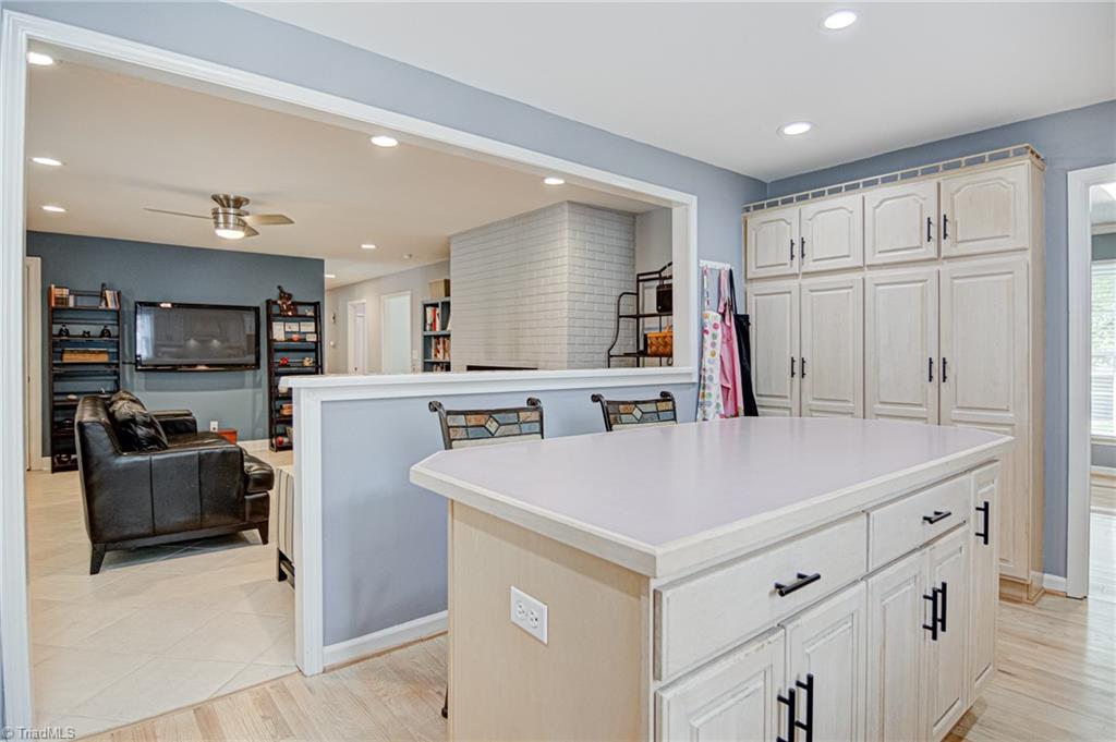 177 Waddington Road Clemmons, NC 27012 - Photo 14 of 38 Gallery Image 14