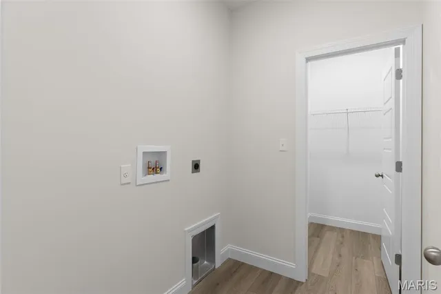 $710,825 | 8019 Cotswald Trail, Cottleville, MO 63304