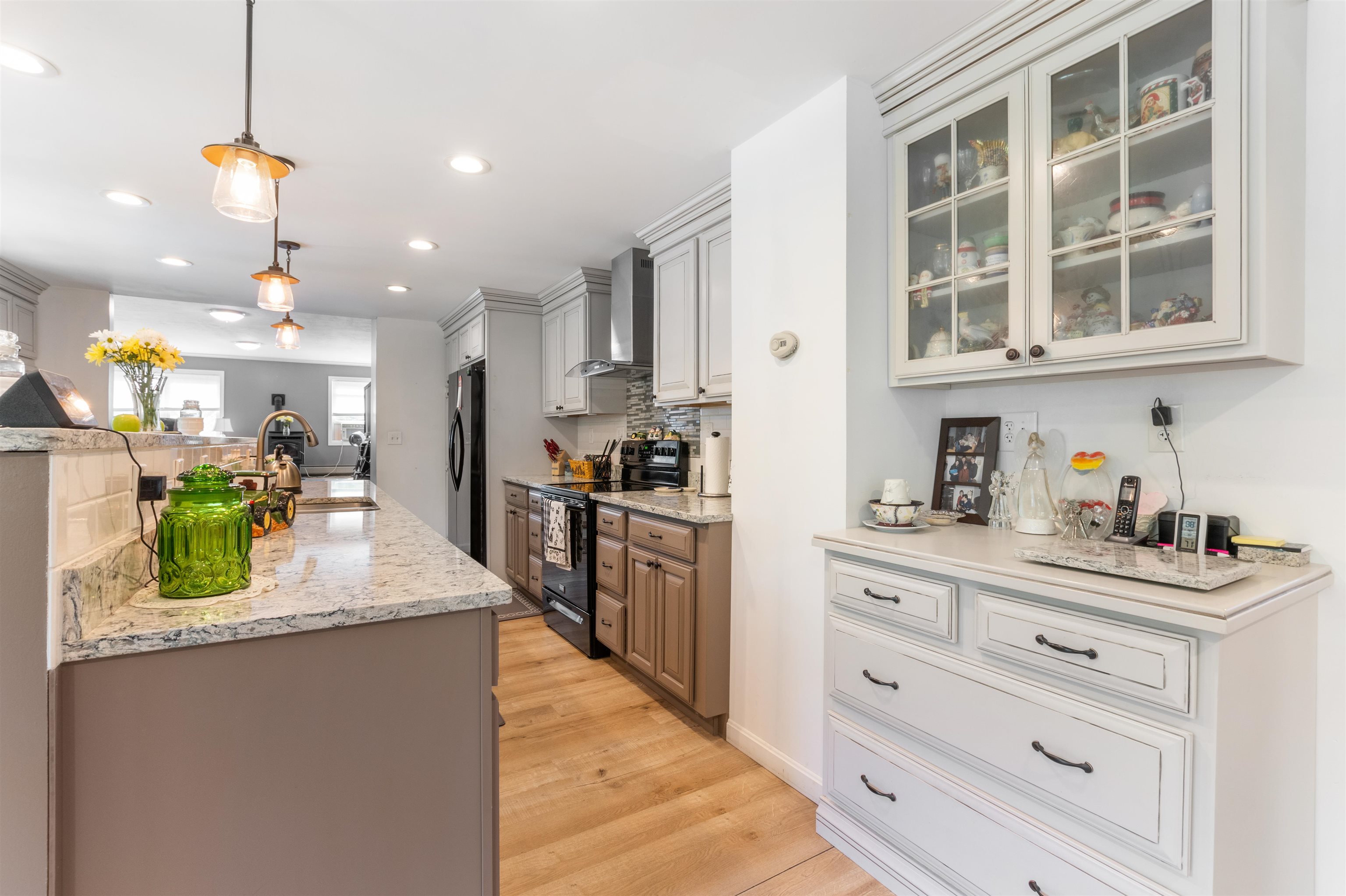 565 Meriden Hill Road North Stratford, NH 03590 - Photo 4 of 59