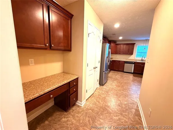 $1,850 | 408 Bellgrove Drive, Hope Mills, NC 28348