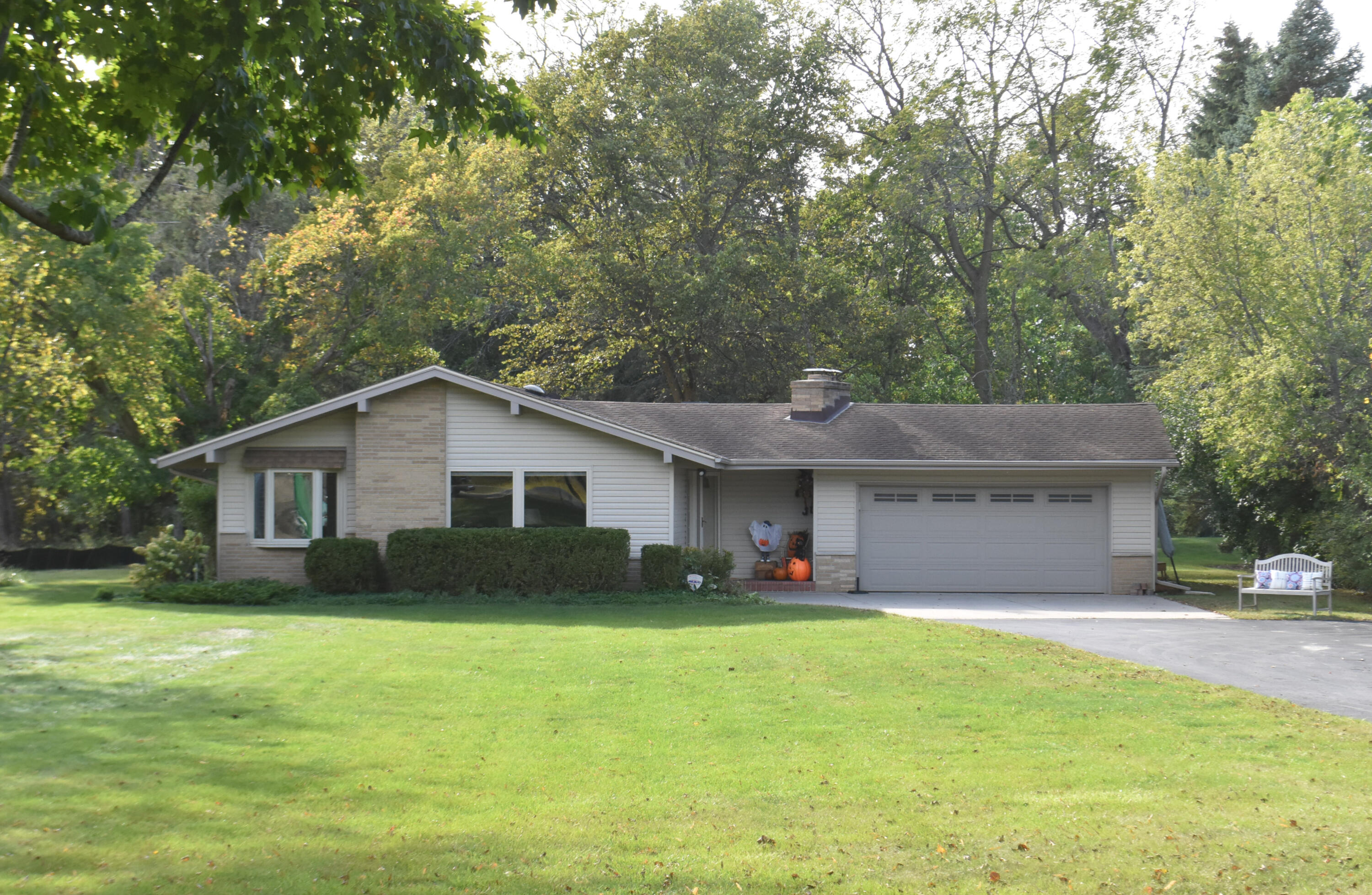 4065 South Sunny Slope Road New Berlin, WI 53151 - Photo 1 of 1 Front Elevation