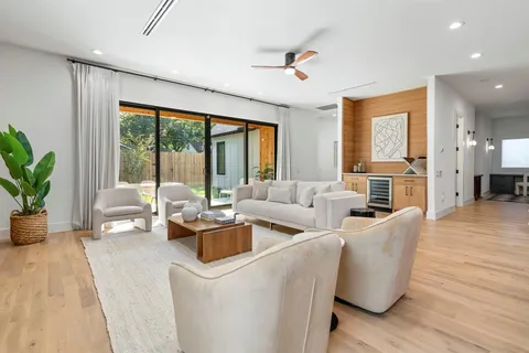 $1,799,000 | 6008 Kenwood Avenue, Dallas, TX 75206