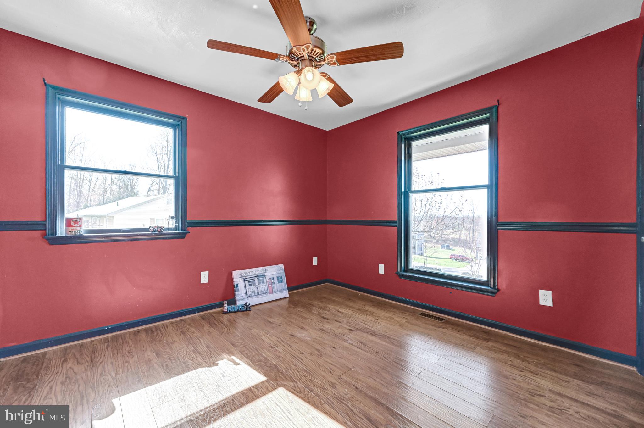 297 Racetrack Road Hanover, PA 17331 - Photo 17 of 33