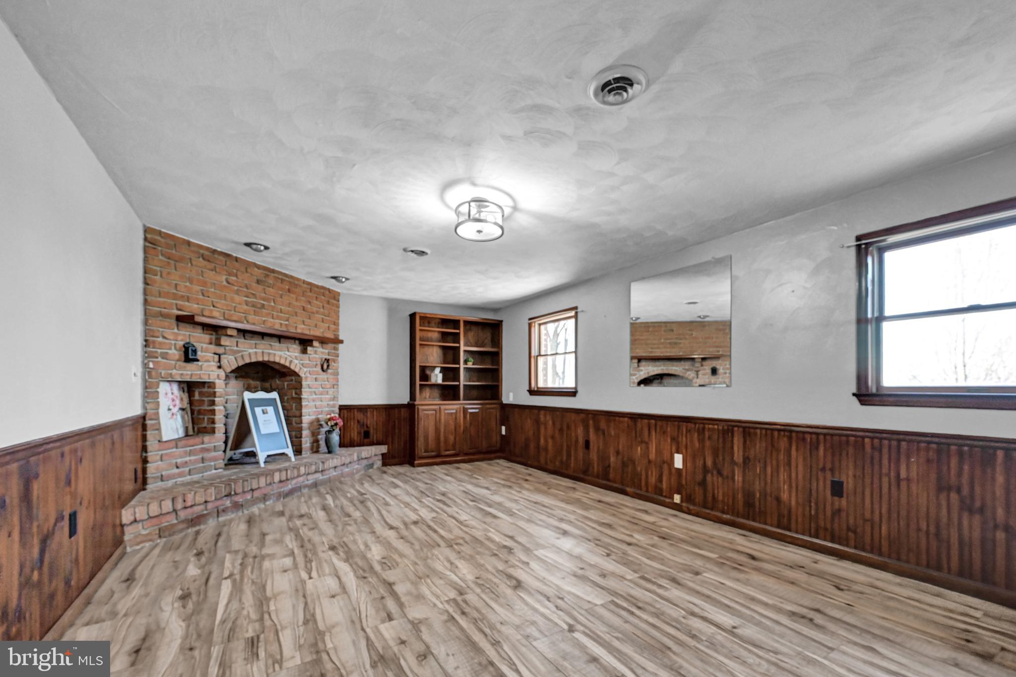 297 Racetrack Road Hanover, PA 17331 - Photo 21 of 33