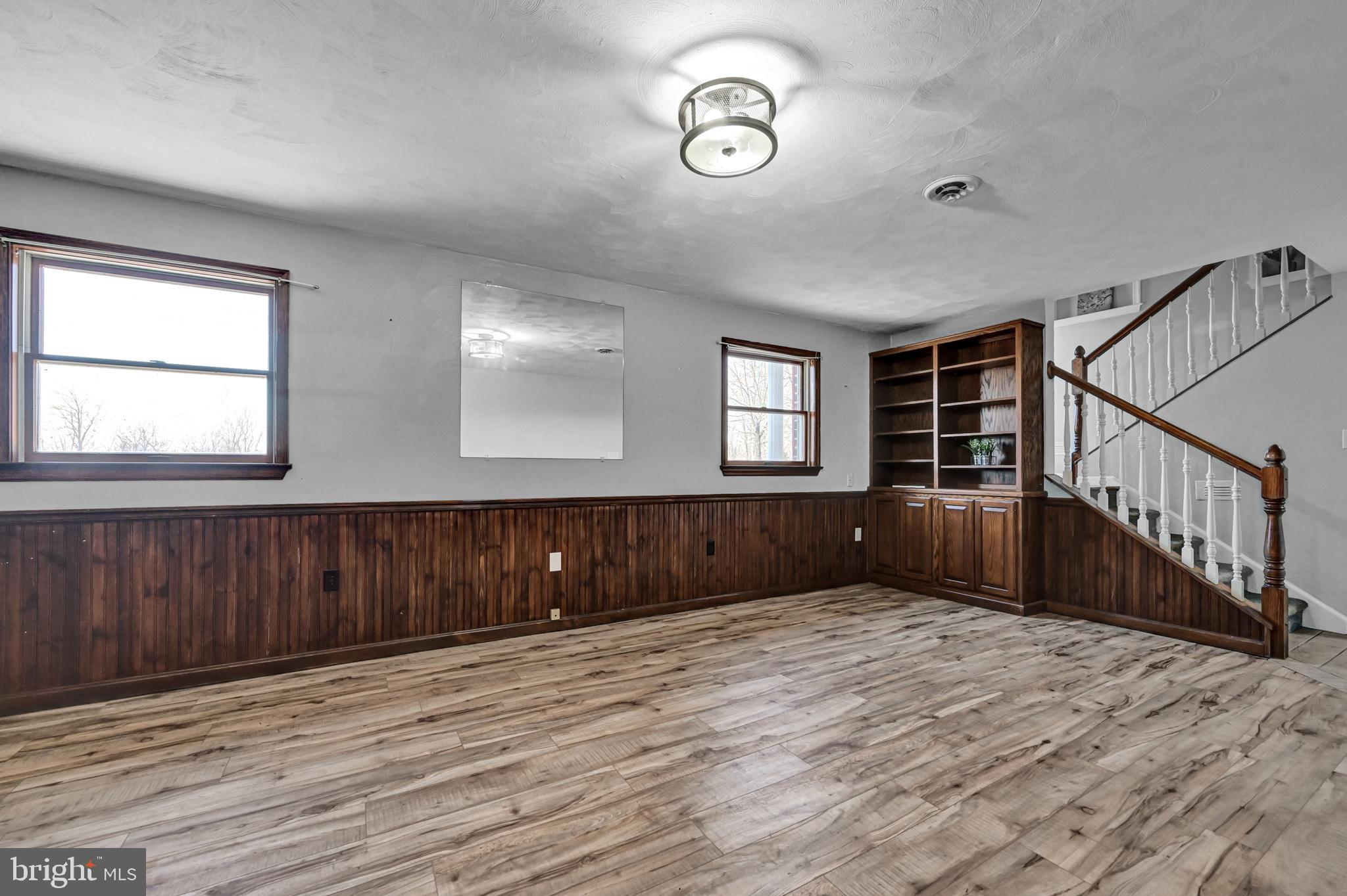 297 Racetrack Road Hanover, PA 17331 - Photo 23 of 33