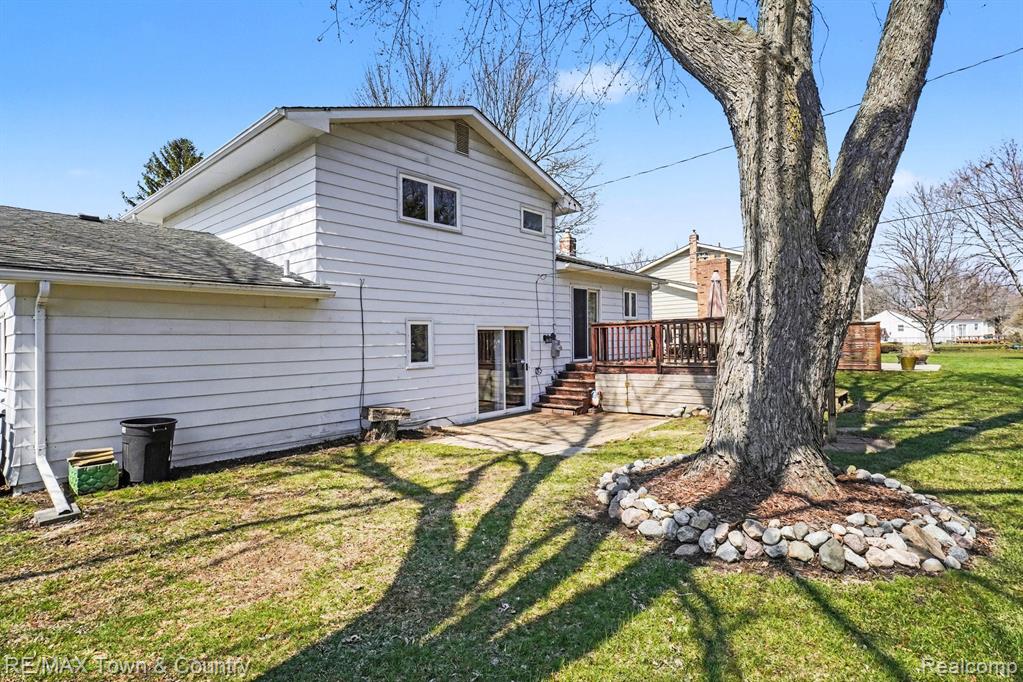 527 Spring Lane Flushing, MI 48433 - Photo 26 of 39