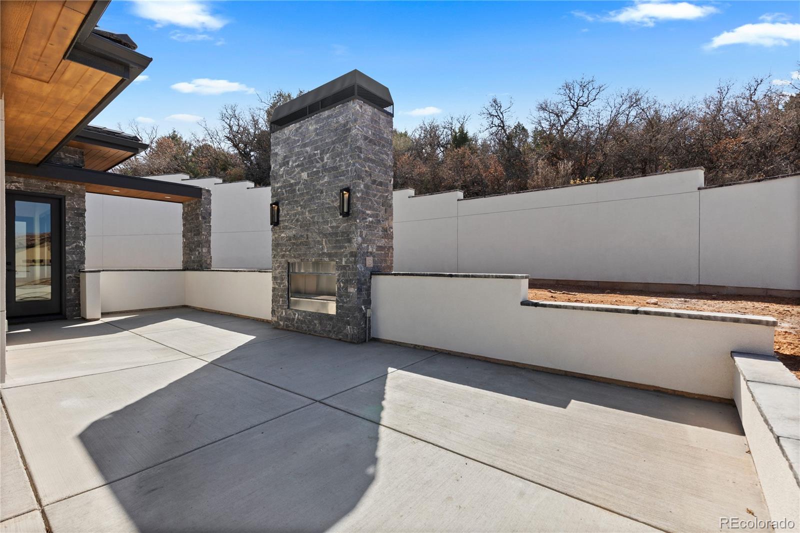 8103 Raphael Lane Littleton, CO 80125 - Photo 26 of 31 a view of a terrace